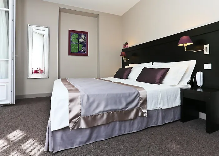 La Place Boutique 3* אנטיב