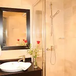 فندق La Place Boutique 3*