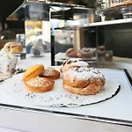 La Place Boutique فندق