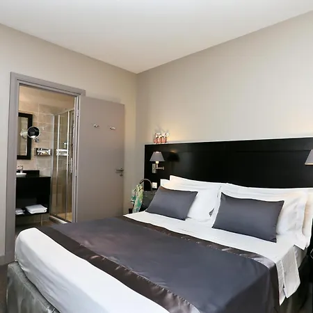 Hotel La Place Antibes