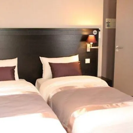 Ξενοδοχείο La Place Boutique Αντίμπ