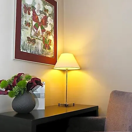 La Place Boutique Antibes