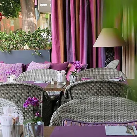 Otel La Place Boutique 3*