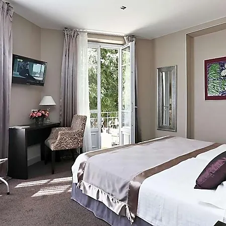 La Place Boutique 3* Antibes