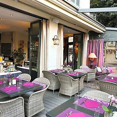 La Place Boutique 3* Antibes