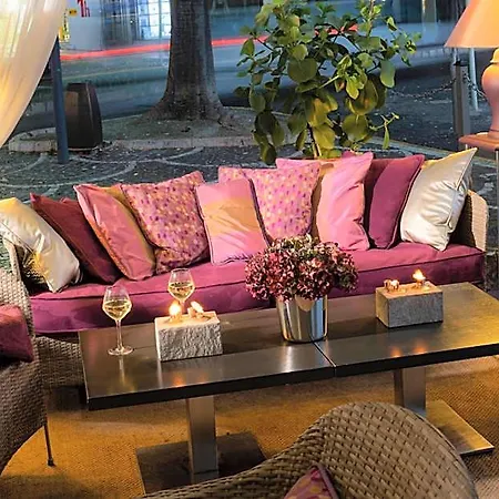 La Place Boutique